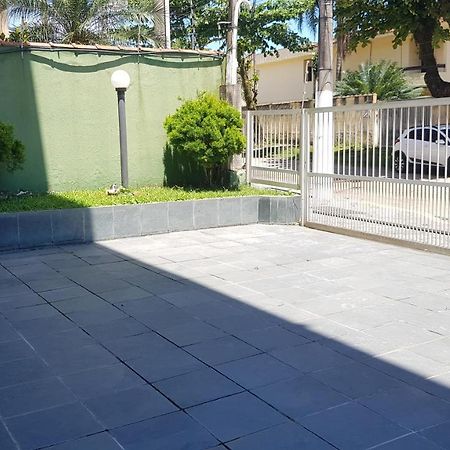 Apartamento A Uma Quadra Da Praia Guarujá Exteriör bild